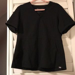 Figs L black scrub top